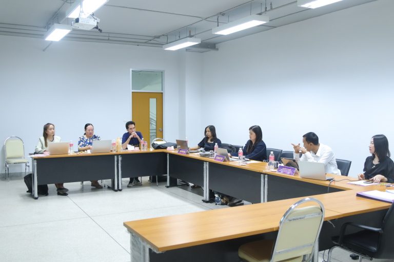 คณะวิทยาการจัดการฯ ม.นครพนม จัดทวนสอบผลสัมฤทธิ์ตามเกณฑ์ AUN-QA ประจำปี 2568